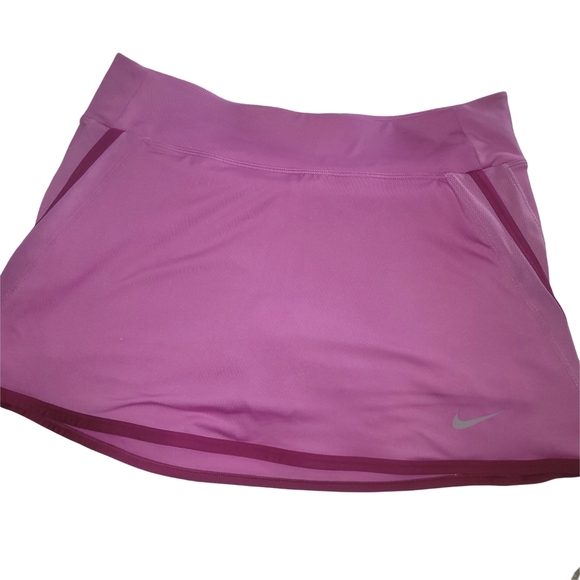 Nike Pink Athletic Skort M - Picture 1 of 3